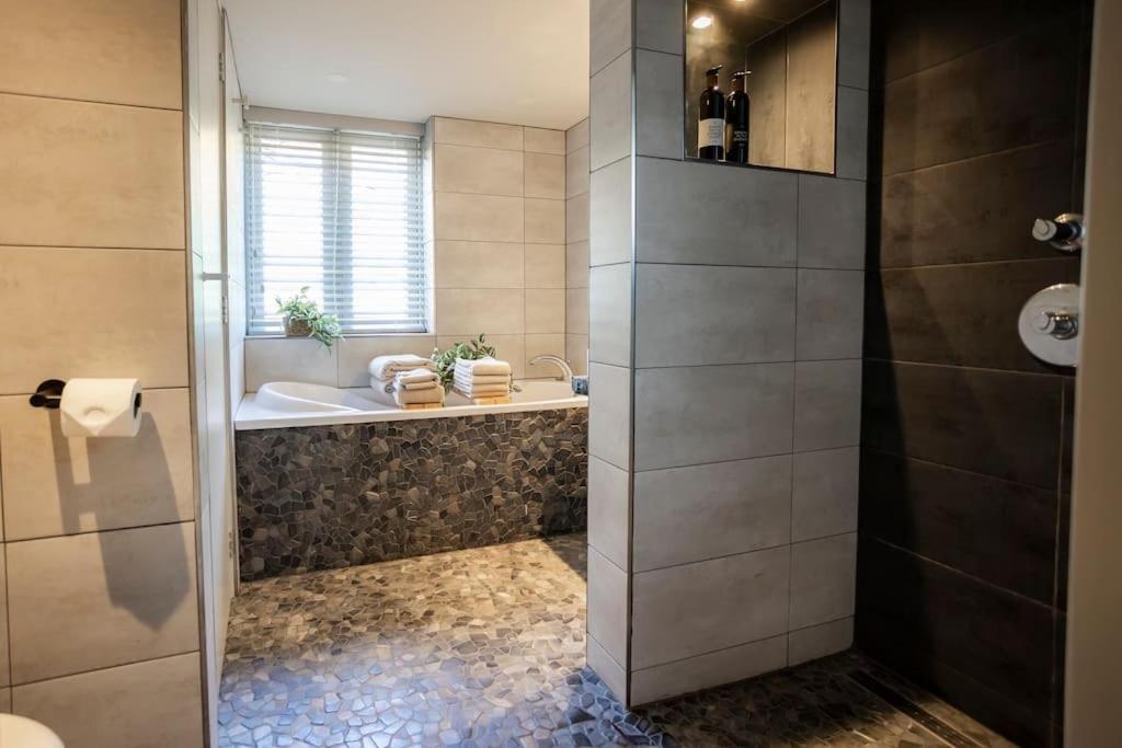 Villa Loft 48 à Haastrecht Extérieur photo